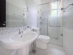 Spacious 3-Bedroom Unfurnished Apartment for Rent in Rajagiriya