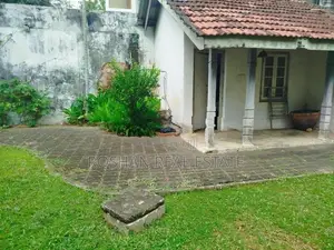 LAND WITH HOUSE FOR SALE COLOMBO 3 SEN2560