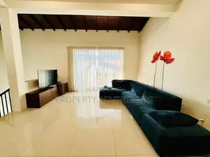 Luxurious 4-Bedroom House for Sale Thalawathugoda