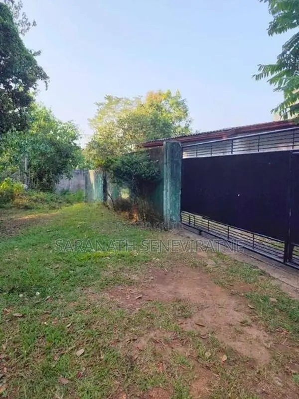 HOUSE FOR SALE IN HOKANDARA