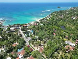Luxurious Land Plot in Midigama
