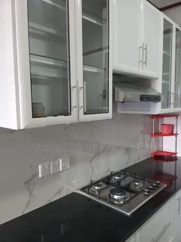 02 Bed F/ Furnished Oval View Apartment for Rent in Colombo 08.