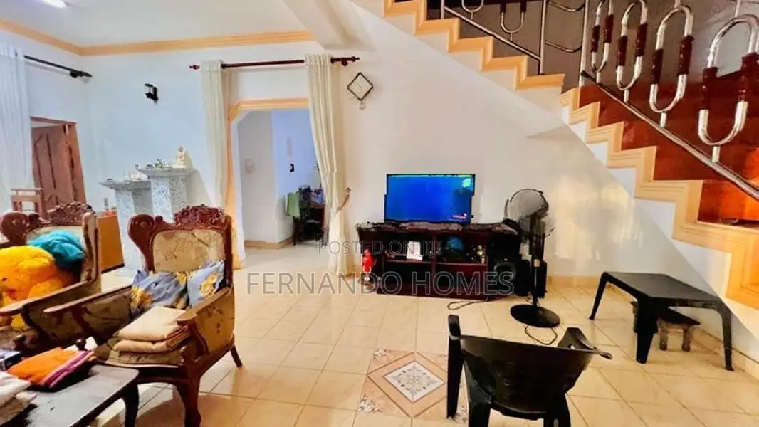3 Bed Rooms Good House For Sale In Negombo