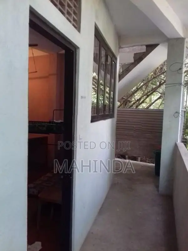Room for Rent - Borella