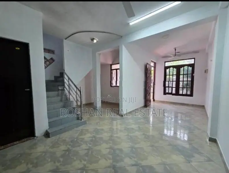 HOUSE FOR SALE KOLONNAWA AB2578