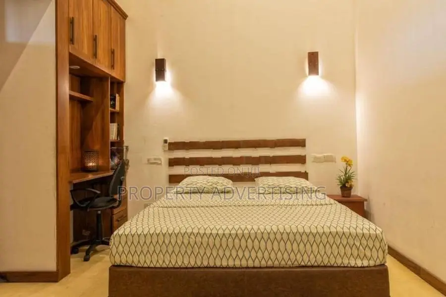 Nugegoda Luxury House for Sale in Prime location