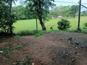 ඉඩමක් විකිණීමට Kapugoda