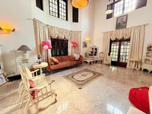 Battaramulla Colonial Style House for Sale Jayanthipura