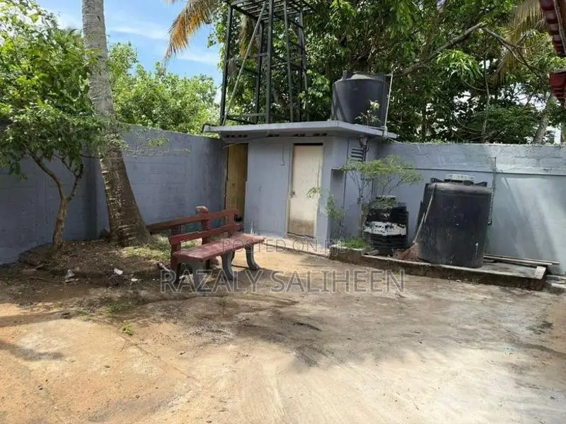 Two Story House for Sale in Wellampitiya (10 Perch)