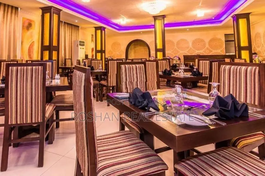 FULLY FURNISHED SUPER LUXURY HOTEL FOR RENT MOUNT LAVANIA UW2584