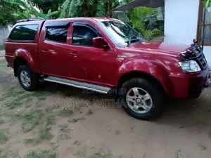 Tata Xenon 2011