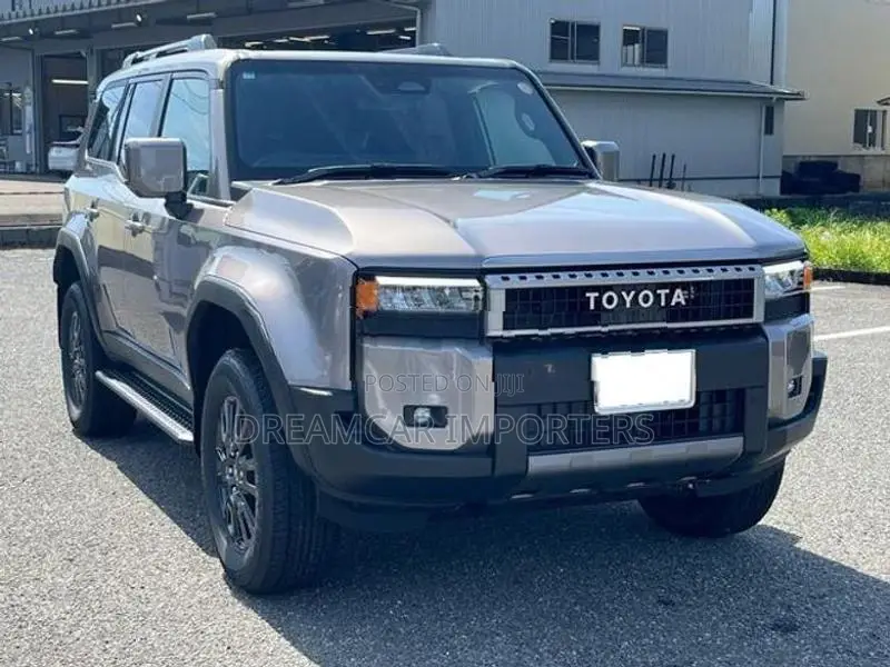 Toyota Land Cruiser Prado 250 VX 2026