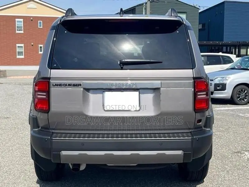 Toyota Land Cruiser Prado 250 VX 2026