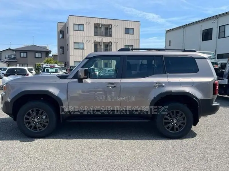 Toyota Land Cruiser Prado 250 VX 2026