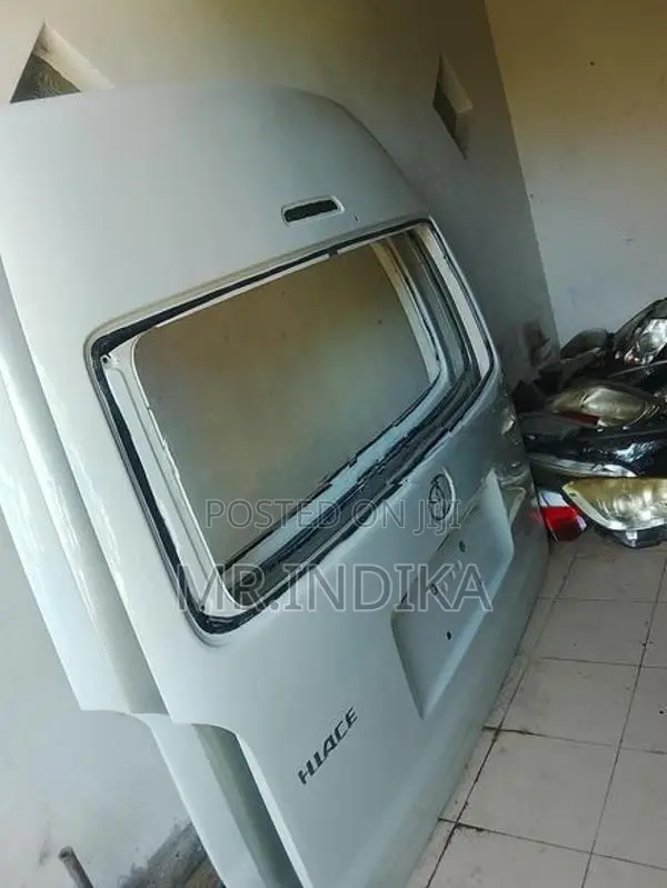 Toyota kdh dicky door