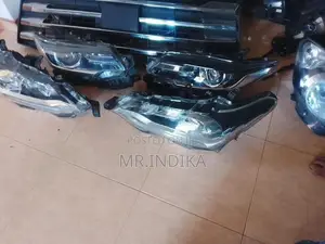 Toyota axio head light 597