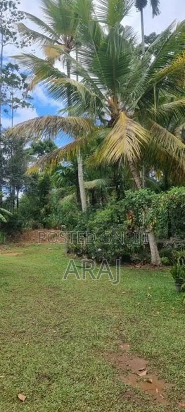 Land for Sale with A House Kirimatimulla