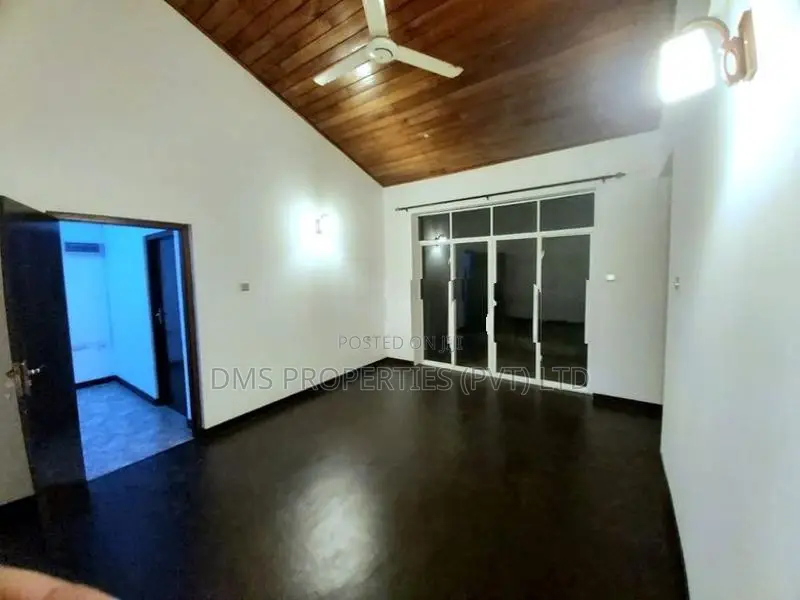 House For Sale | Athurugiriya 4 BR
