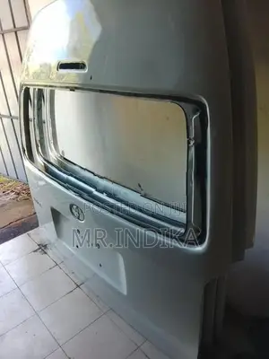 Toyota kdh dicky door