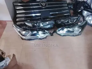 Toyota axio head light 597