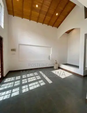 Renovated Two storey House rent in Piliyandala