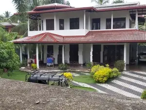 Bandaragama : 6-BR (33P) Modern House for Sale