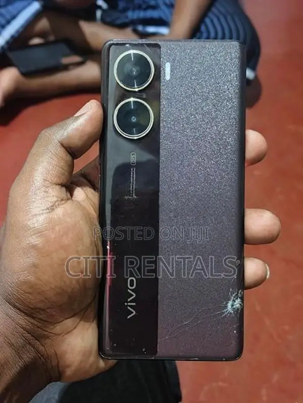Vivo V29E 128GB 6GB (Used)
