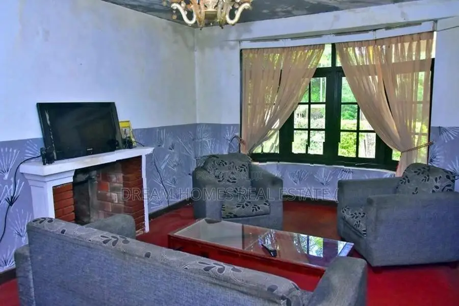 Bungalow for Sale in Nuwara Eliya – Scenic Hill Country Retreat