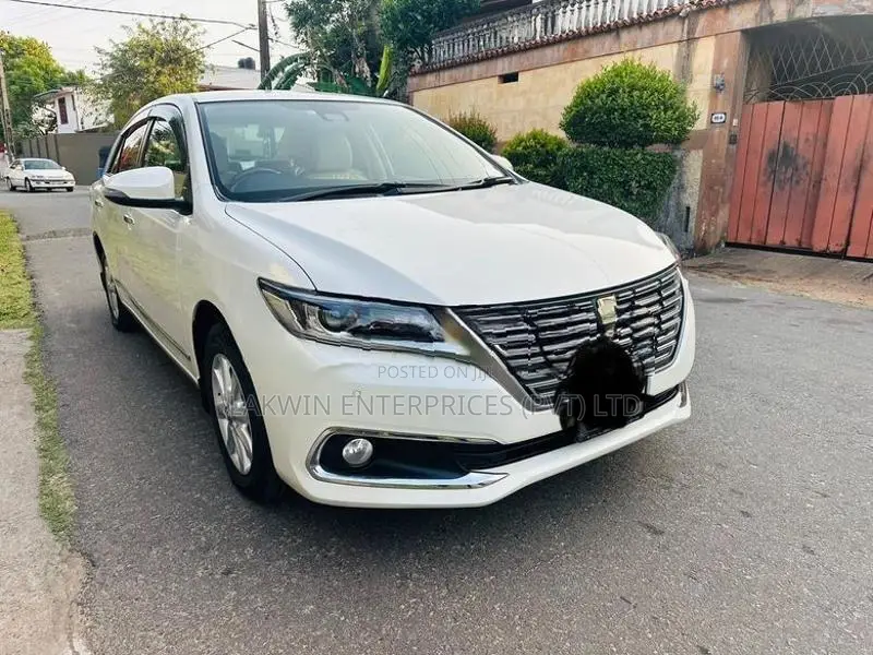 Toyota Premio G superior 2017