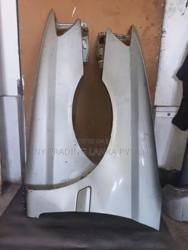Toyota Premio 210 Fender Mudguard