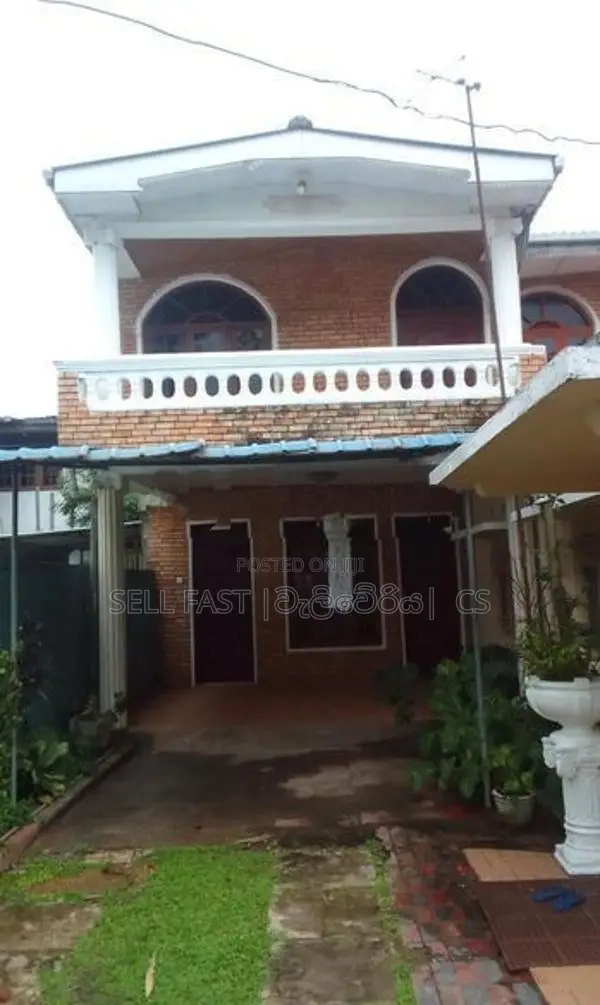 House for rent (Upstair) in Ratmalana
