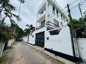 Luxury 4 Storey House For Sale in Welisara, Kandana