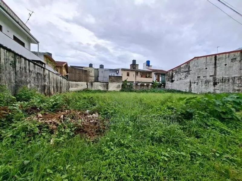 8 Perch Bare Land For Sale In Attidiya Lake Drive ( 2 Block )