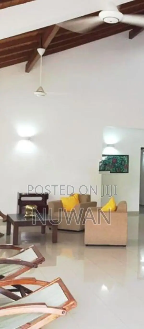 ( NAR2198) Upper House in Nawala