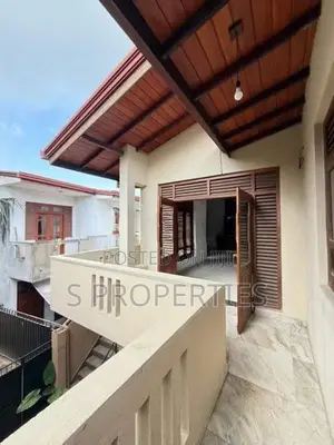 Solid house for sale in Mount Lavinia