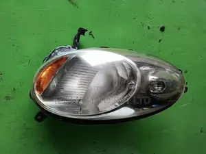 Nissan March K12 R Side Head Light