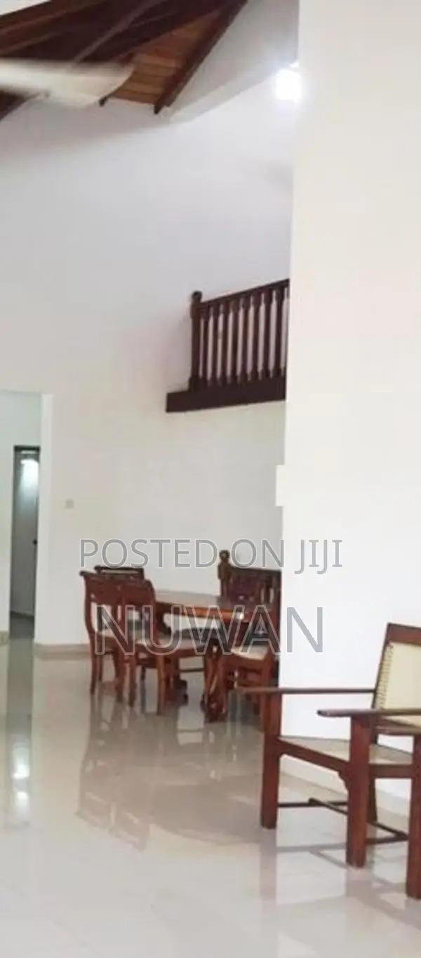( NAR2198) Upper House in Nawala