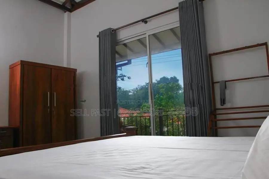 Full Furnished Upstairs house for rent in Seeduwa