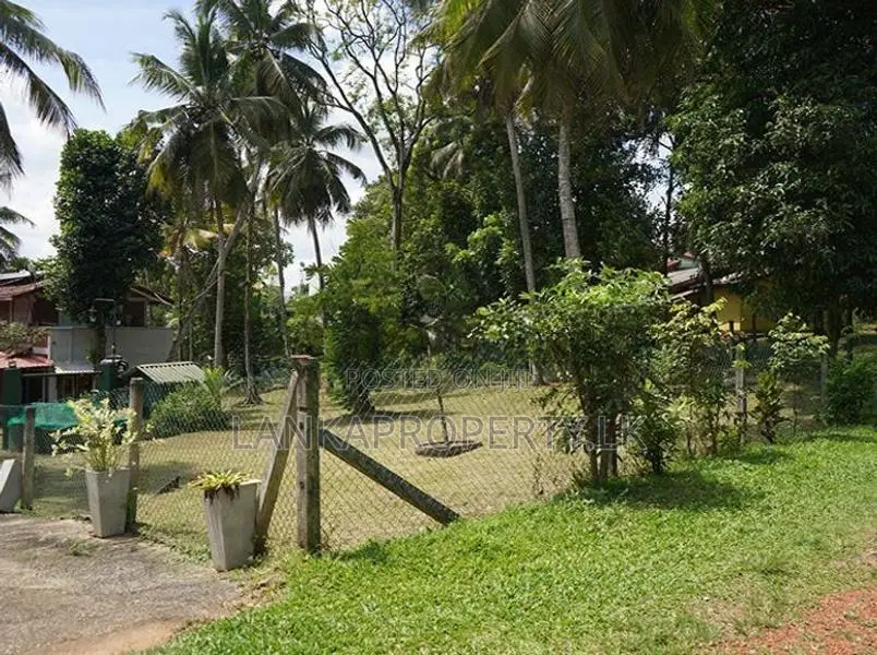 Valuable Residential Land for Sale in Kelaniya.