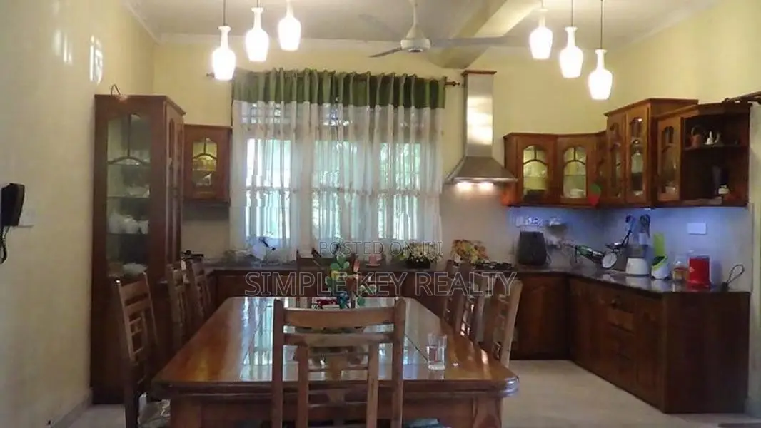 Beutiful two store house for sale in kadawatha ragama road