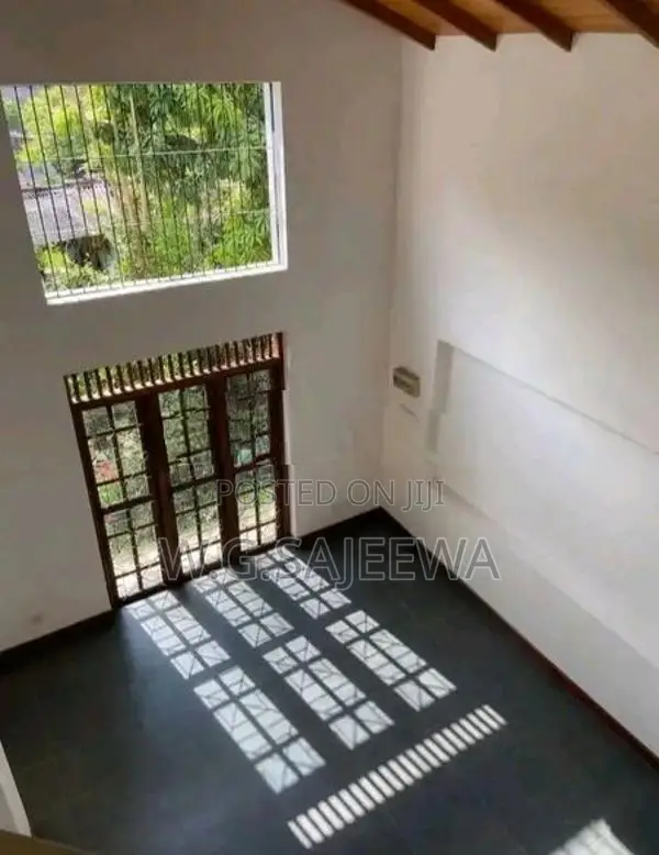 Newly renovated house rent in Piliyandala