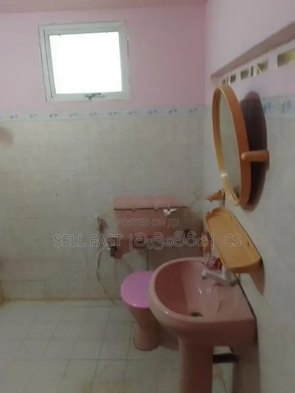 House for rent (Upstair) in Ratmalana