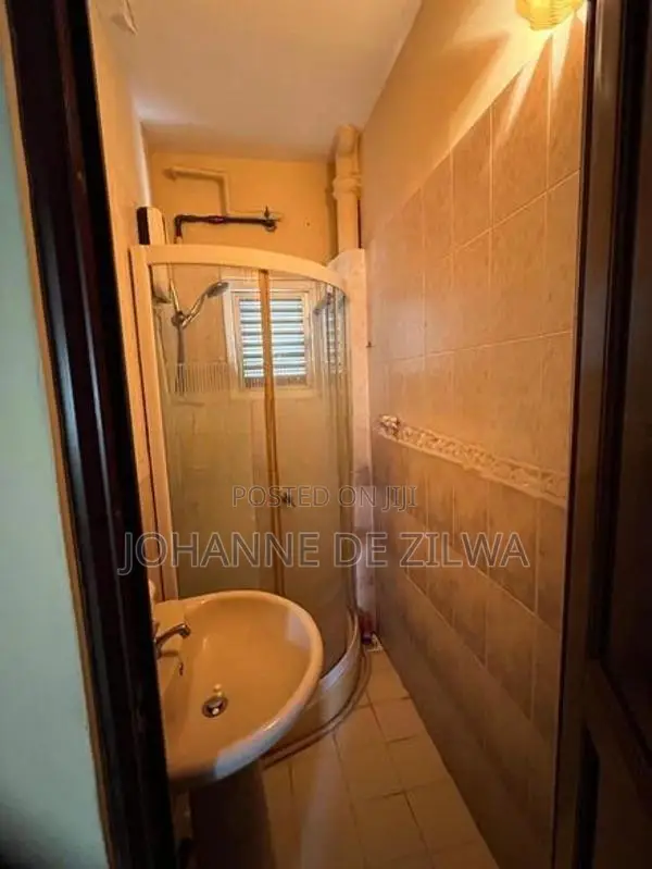 2 Bedroom Flat for Sale – Anderson Flats, Colombo 05
