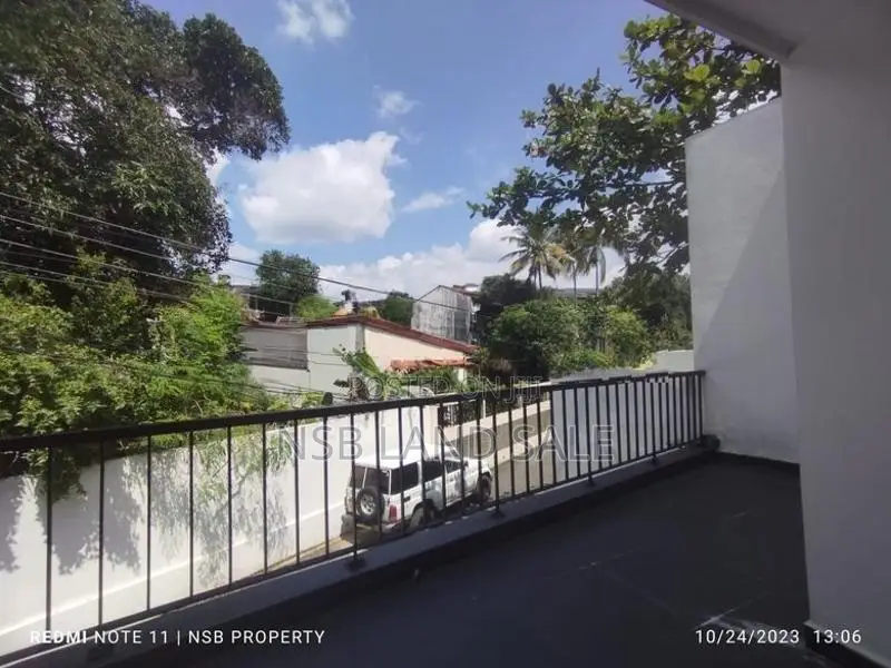 (NSB) LUXURY HOUSE FOR SALE IN TALAWATHUGODA HOKANDARA ROAD