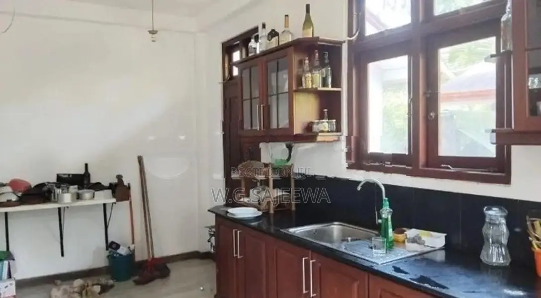 Complete house sale in Negombo