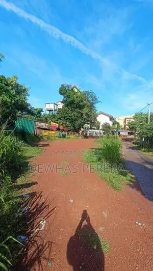 super vip land for sale Lumbini mawatta Kandy road kiribathgoda