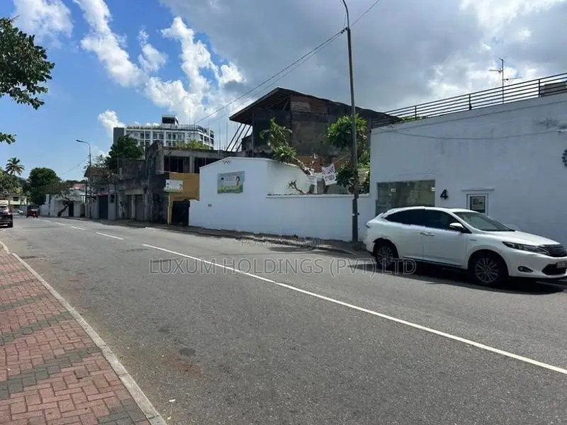 House For Rent Off Maradana Road Colombo 10 [ 2226C ]