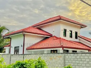 Beautiful Nice Garden 16P Land Single Storey House for Sale In Kandawa