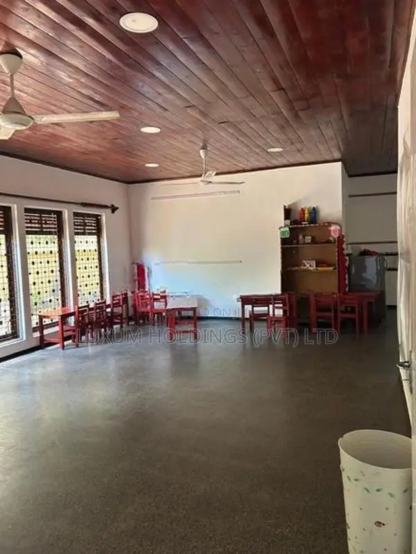 House For Rent in Maradana Road Colombo 10 [ 2226C ]