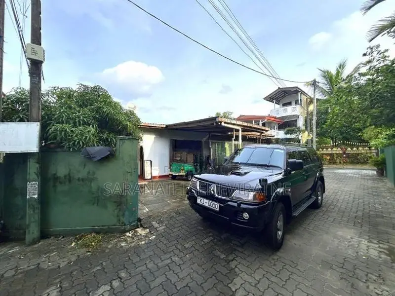 House in Gramodaya Mw Boralesgamuwa